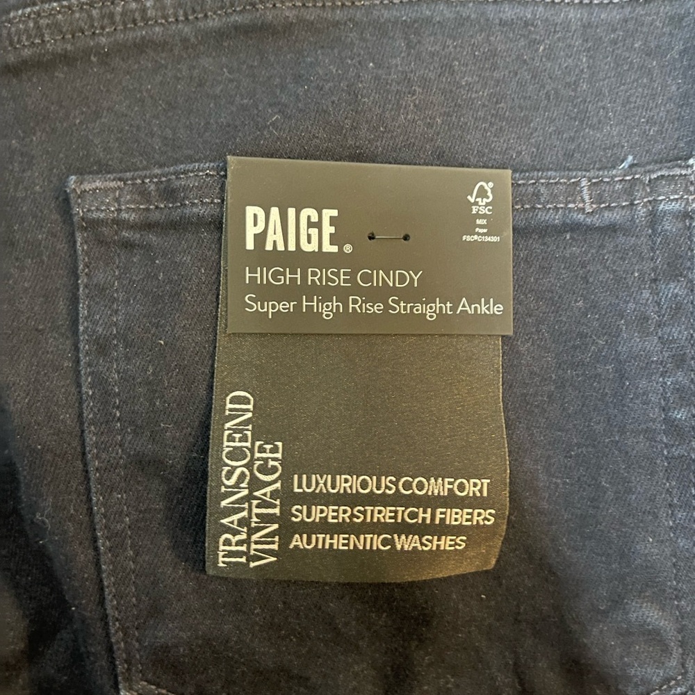 Paige Jeans - NWT - High Rise Cindy Size 30 Dark Blue Denim
